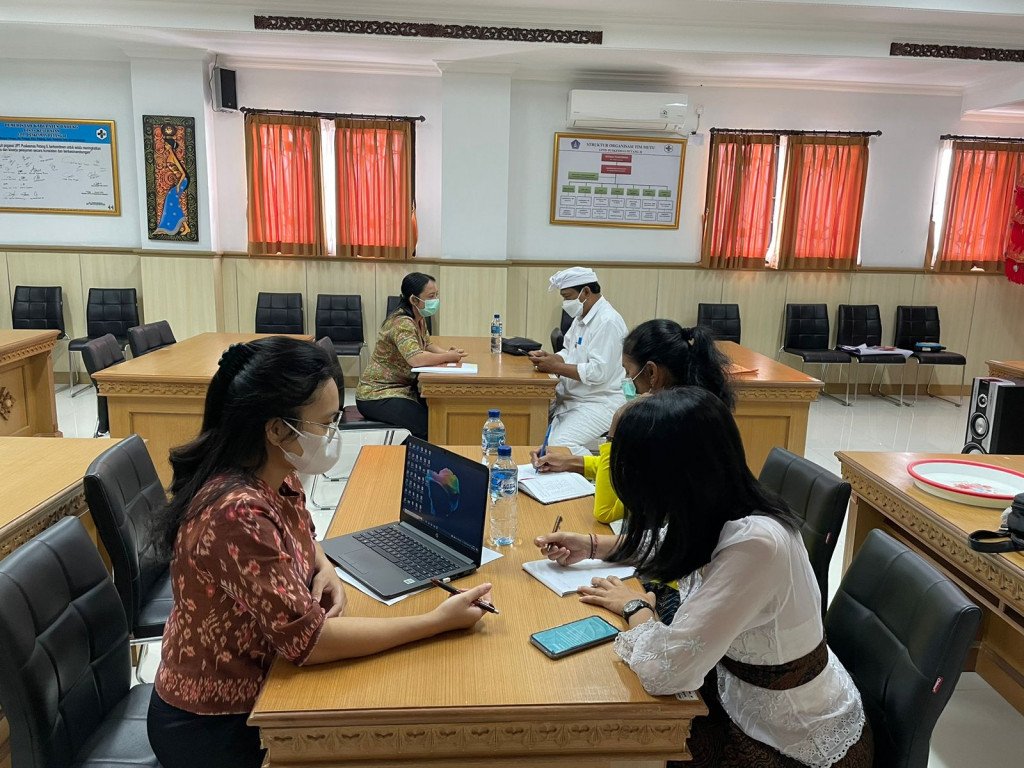 MONITORING DAN EVALUASI PROGRAM PROMKES